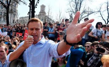 # EODE/ OBSERVATOIRE DES REVOLUTIONS DE COULEUR/ LA RUSSIE CIBLE PRIORITAIRE DES REVOLUTIONSDE COULEUR ANGLO-SAXONNES